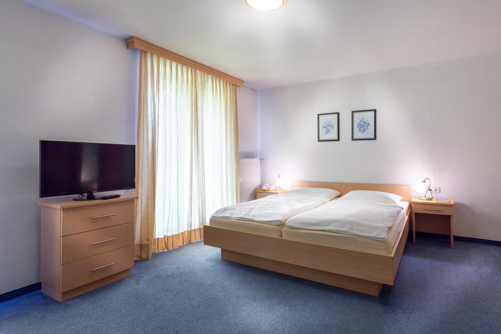 Pension Gstrein Бад-Гофгаштайн Номер фото