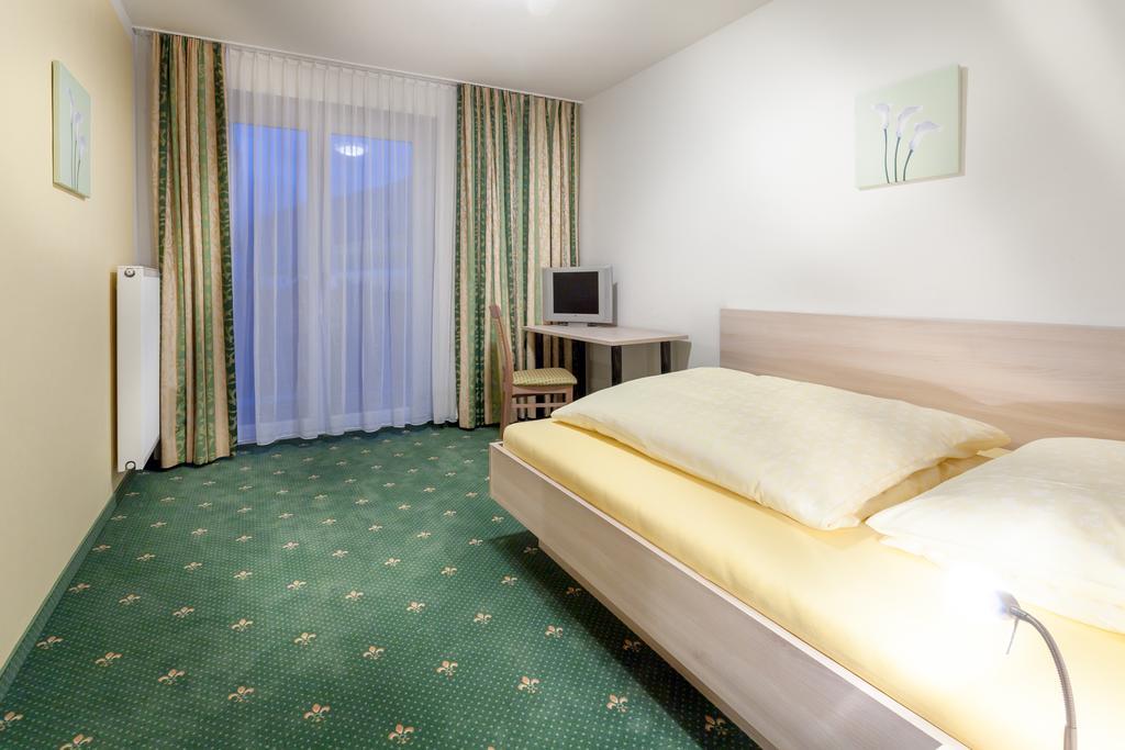 Pension Gstrein Бад-Гофгаштайн Номер фото